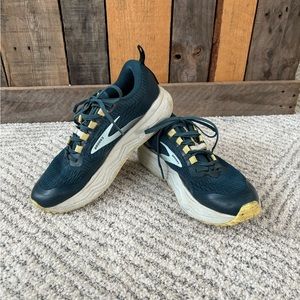 Brooks Caldera 5 Trail Running Shoe